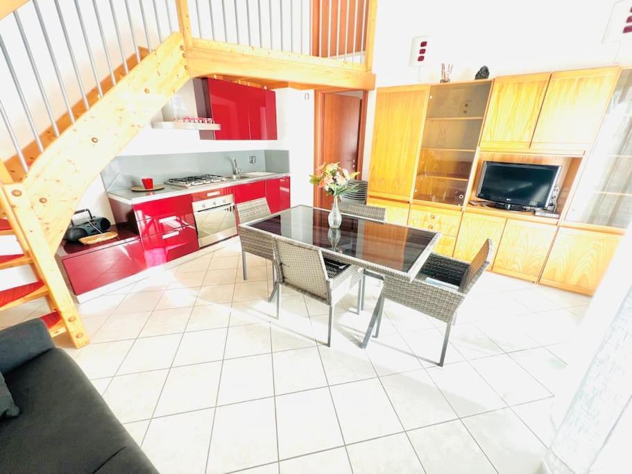 Suite Dei Fiori - Luxury Open Space Sanremo Luaran gambar